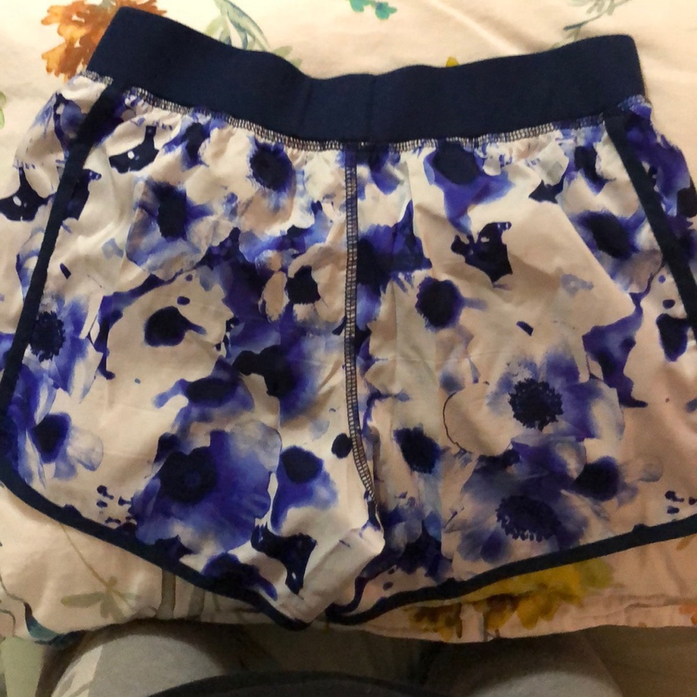 Athletic shorts